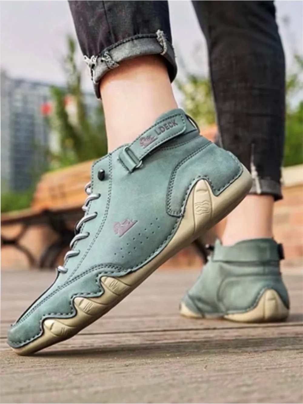 LDECK Barefoot-Style Unisex Hi-Top Sneaker in Green & Cream Size EU 38
